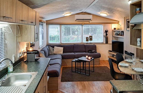 Vollenhove House | Awesome (sta)caravan in Vollenhove