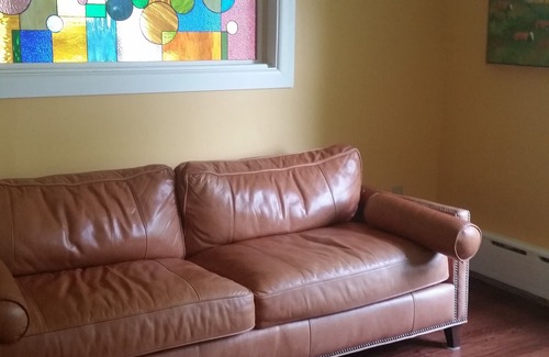 Haydenville House | Awesome Strategic Location Near Smith College