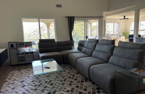 Canyon Lake House | Awesome view, 3-bedroom house in Canyon Lake with great amenities and WiFi