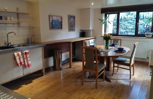 Gallt Y Foel House | Awyr Mawr (Big Sky), Fabulous Quarryman's Cottage with 21st Century Facilities.
