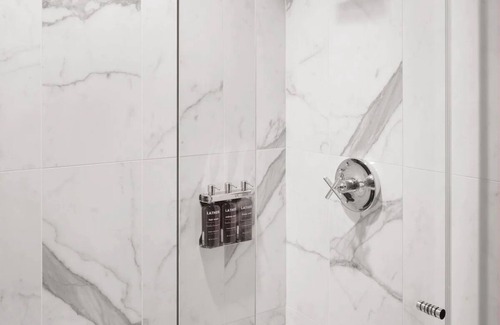 Union Square Hotel | Axiom SF: Tech-Savvy Boutique Hotel with Modern Charm in Union Square