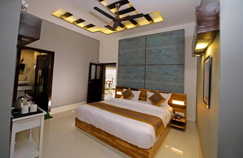 Ramnagar Villa | Ayu Villa
