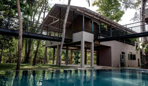 Negombo Resort | Ayur Ayur Resort & Ayurveda Retreat
