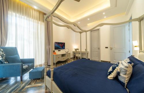Kune N.m. Villa | Ayur Kutir 9-BHK Retreat With Private Pool, Glass Pool, Garden, Gazebo, Jacuzzi & Spa room