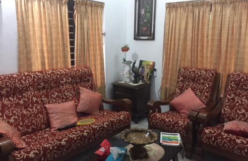 Irinjalakuda House | Ayur Padma Subram Home Stay