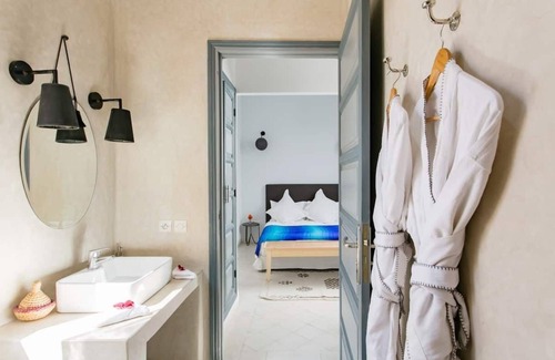 Medina House | AZ Riad Avec un Jacuzzi Chauffé sur le Toît