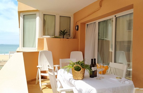 Cadiz Apartment | AZAHAR Playa Home by Cadiz4Rentals