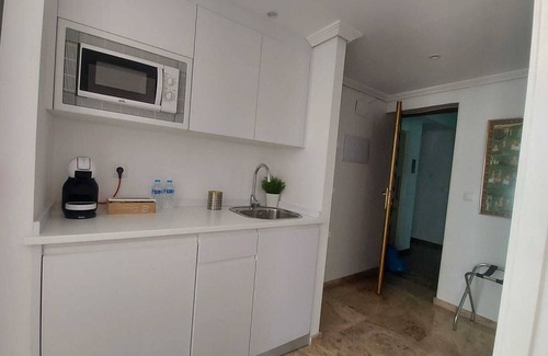 Centro Comercial Apartment | Azhar Suites II