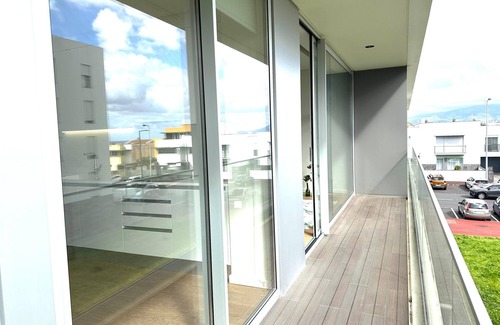 Ponta Delgada Apartment | Azores Paim Apartment T2