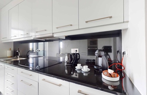 Ponta Delgada Apartment | Azores Pico Salomão T4 Apartment