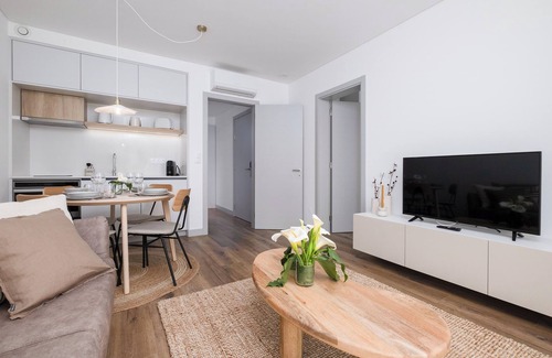 Ponta Delgada Condo | Azorian SuitesnOne bedroom apartment close to the airport of Ponta Delgada