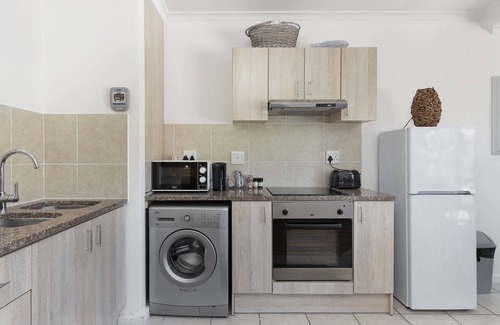 Big Bay Apartment | Azure 11 - One Bedroom Apartment, Sleeps 2