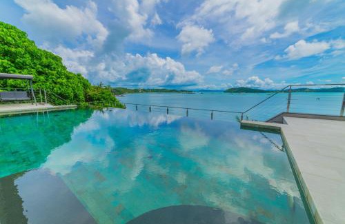 Pa Klok Villa | Azure Beachfront Villa Phuket