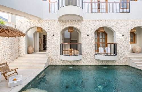 Berawa House | Azure Luxe Boutique Villa in Canggu- Sky View