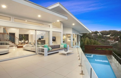 North Avoca House | AZURE | Ocean Views , Pool | Accom Holidays