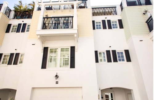 Historic Seaport House | Azure Palms | Old Town Villas