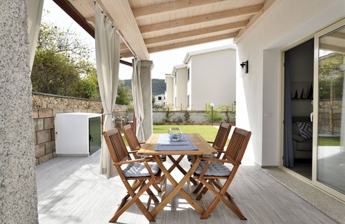 Tanaunella Apartment | Azure Relax