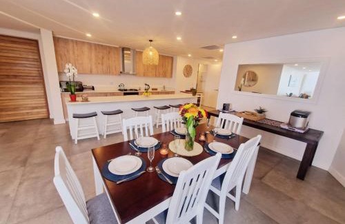 Umdloti Apartment | AZURI - 4 Adults & 2 Children, Backup power, Umdloti