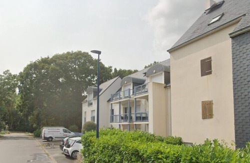Clohars-Fouesnant Apartment | Bénodet, Charmant Appartement en Impasse sur L'arrière Port le Long D'un Sentier