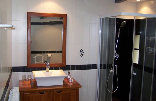 Arcambal Bed & Breakfast | B&B/Chambre d'hôtes "Les3cochons d'Olt"