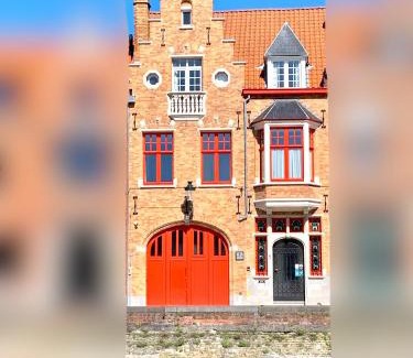 Historical Center Bruges Bed & Breakfast | B&B Contrast