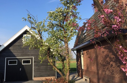 Oud-Maarsseveen House | B&B depolderschuur is an independent home