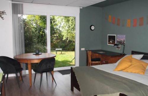 Heukelom Bed & Breakfast | B&B Even Heukelom - Kamer met Tuin