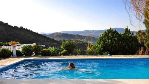 Comares Bed & Breakfast | B&B Finca la Loma
