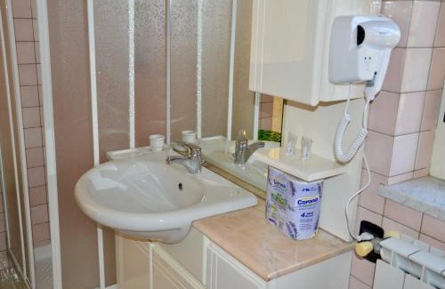 Castel Morrone Bed & Breakfast | B&B Gentile