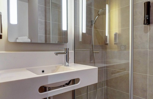 Miserey-Salines Hotel | B&B HOTEL Besançon Valentin