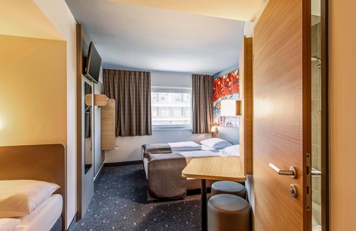 Land in Sonne Hotel | B&B Hotel München City-West