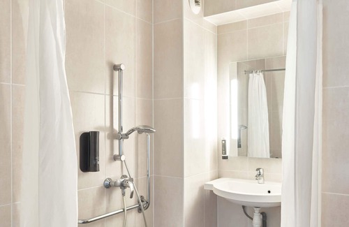 Linas Hotel | B&B HOTEL Montlhéry