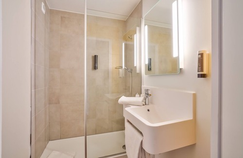 Rosny-sous-Bois Hotel | B&B HOTEL Rosny-sous-Bois Paris Est