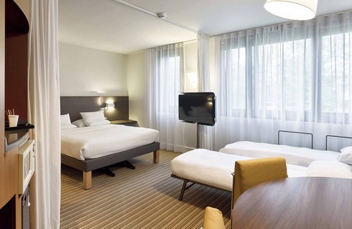 Velizy-Villacoublay Hotel | B&B HOTEL Vélizy Est