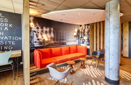 Le Chesnay Hotel | B&B HOTEL Versailles Le Chesnay