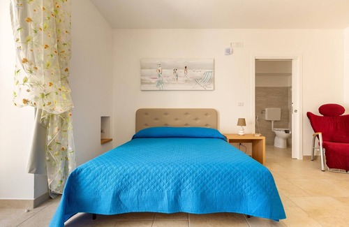 Pittuini House | B&B I Tarocchi - Camera Quadrupla Papessa