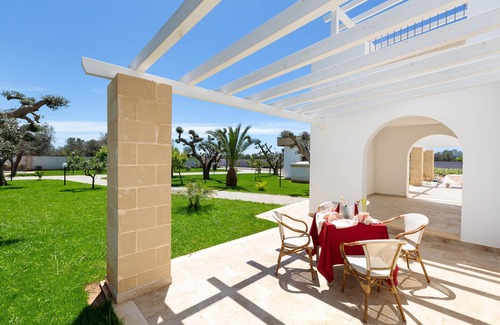 Pittuini House | B&B I Tarocchi - Camera Matrimoniale Imperatrice