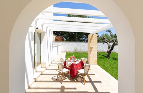 Pittuini House | B&B I Tarocchi - Camera Matrimoniale Imperatrice