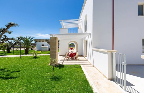 Pittuini House | B&B I Tarocchi - Camera Matrimoniale Imperatrice