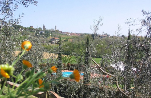 Vinci House | B&B IL PIASTRINO IN VINCI, IN THE HEART OF TUSCANY