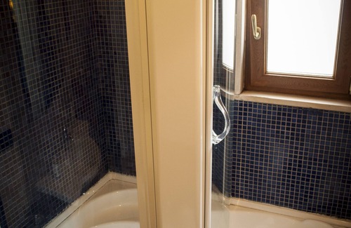 Cava de' Tirreni Bed & Breakfast | B&B L'Incanto. in the Historic Center 2 km from the Divina. "Room with Hydro Tub.