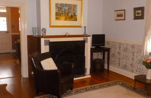 Kyneton Cottage | B&B on Piper - Beautiful Cottage Accommodation