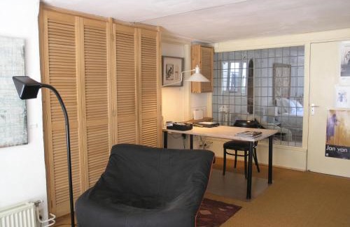 Grachtengordel-West Bed & Breakfast | B&B Singel 100