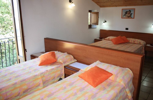 Castelbuono Bed & Breakfast | B & B Villa Calagioli a Castelbuono