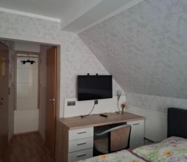Hagen Bed & Breakfast | B&B Waldblick Hotel mit großem Parkplatz
