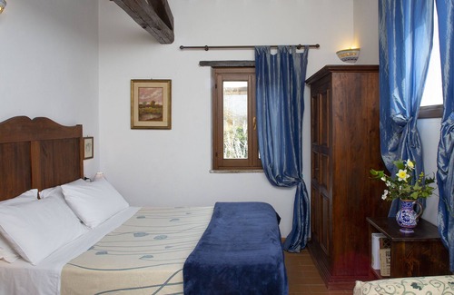 Assisi Bed & Breakfast | B&B with pool, only one step away from Assisi