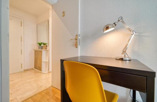 Pozuelo de Alarcon House | B CasaCafé Madrid Pozuelo 2 Baño Fuera de la habitacion o COMPARTIDO