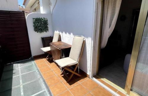 Miami Platja Apartment | B&P Miami playa Blue