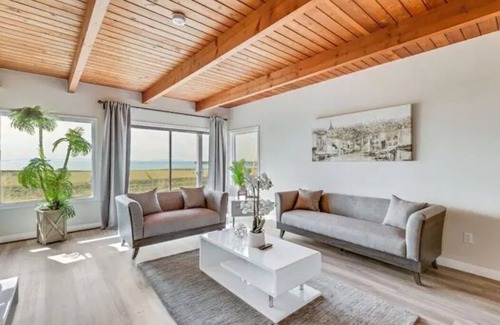 Old Towne Apartment | #B - SEAL BEACH OCEAN VIEW 2BD HOME