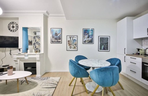 8th Arrondissement Apartment | B0.4pers apartment#Champs Elysées#Arc de Triomphe